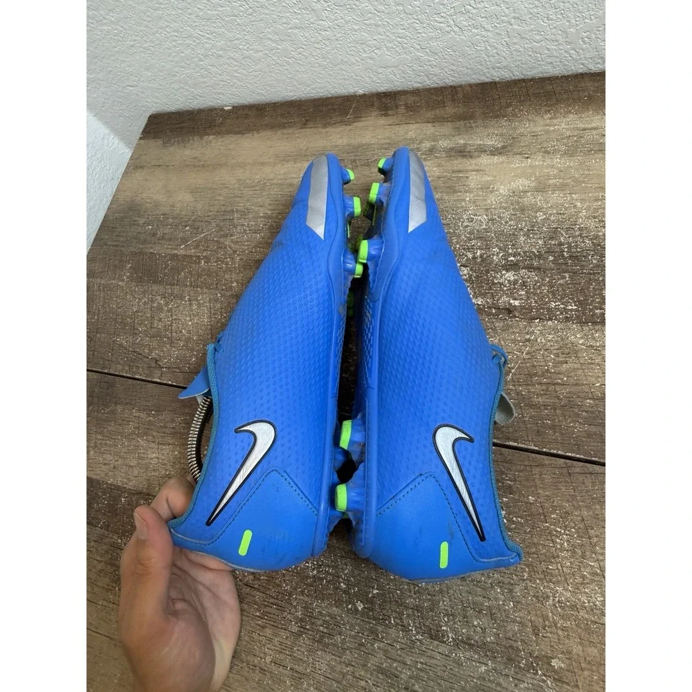 Nike PHANTOM GT Club FG/MG # CK8459-400 Soccer Shoes Size Mens 10.5